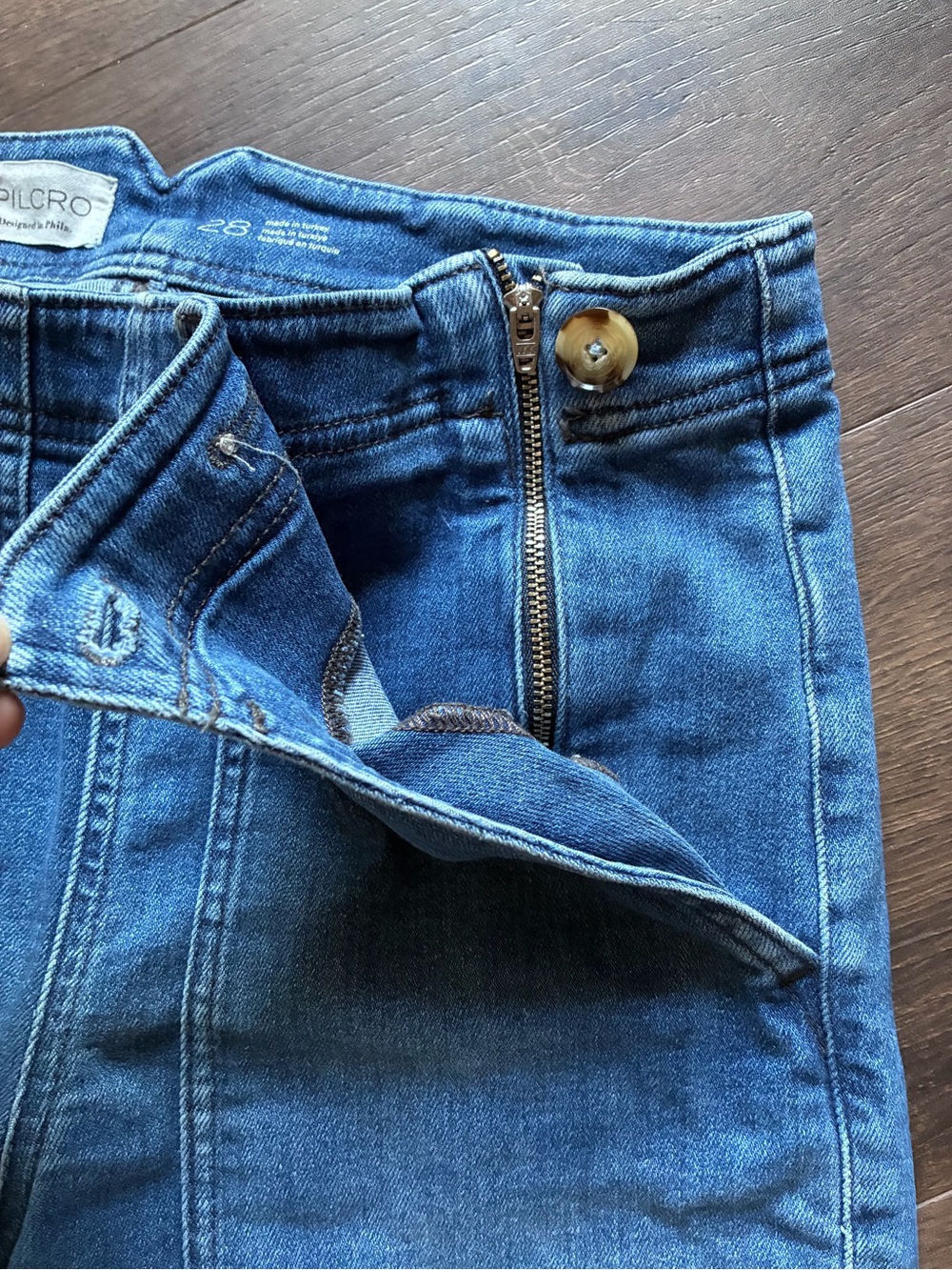 Pilcro Anthropologie 28 High Rise Wide Leg Cinch Back Jeans 31x31 - Picture 3 of 6